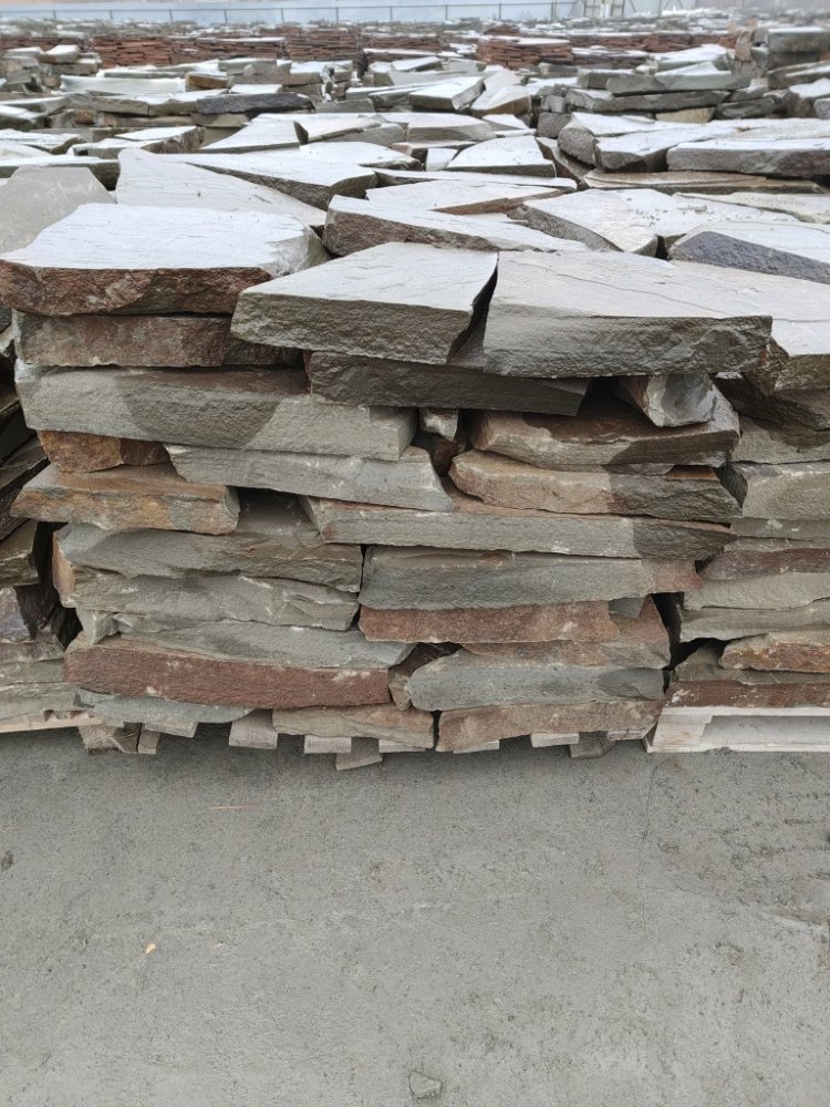 Плитняк песчаник серо-зелёный для мощения 60-65 мм купить в Набережных Челнах