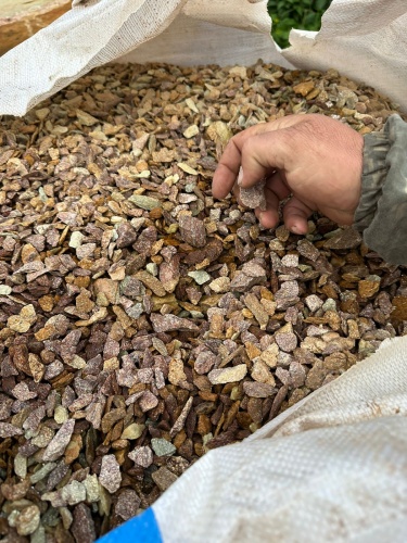 Златолит персиковый декоративная каменная крошка купить в Набережных Челнах