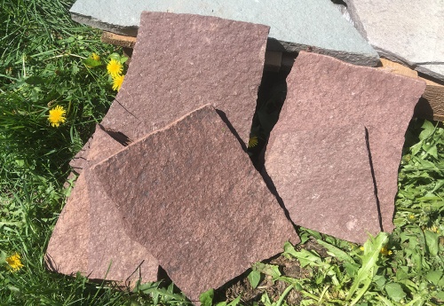 Плитняк лемезит бордовый для цоколя 1,5-2 см купить в Набережных Челнах