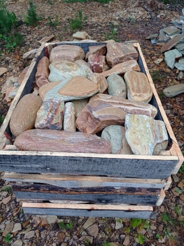 Златолит жёлтый, жёлто-зелёный глыбки и валуны для ланшафтного дизайна купить в Набережных Челнах