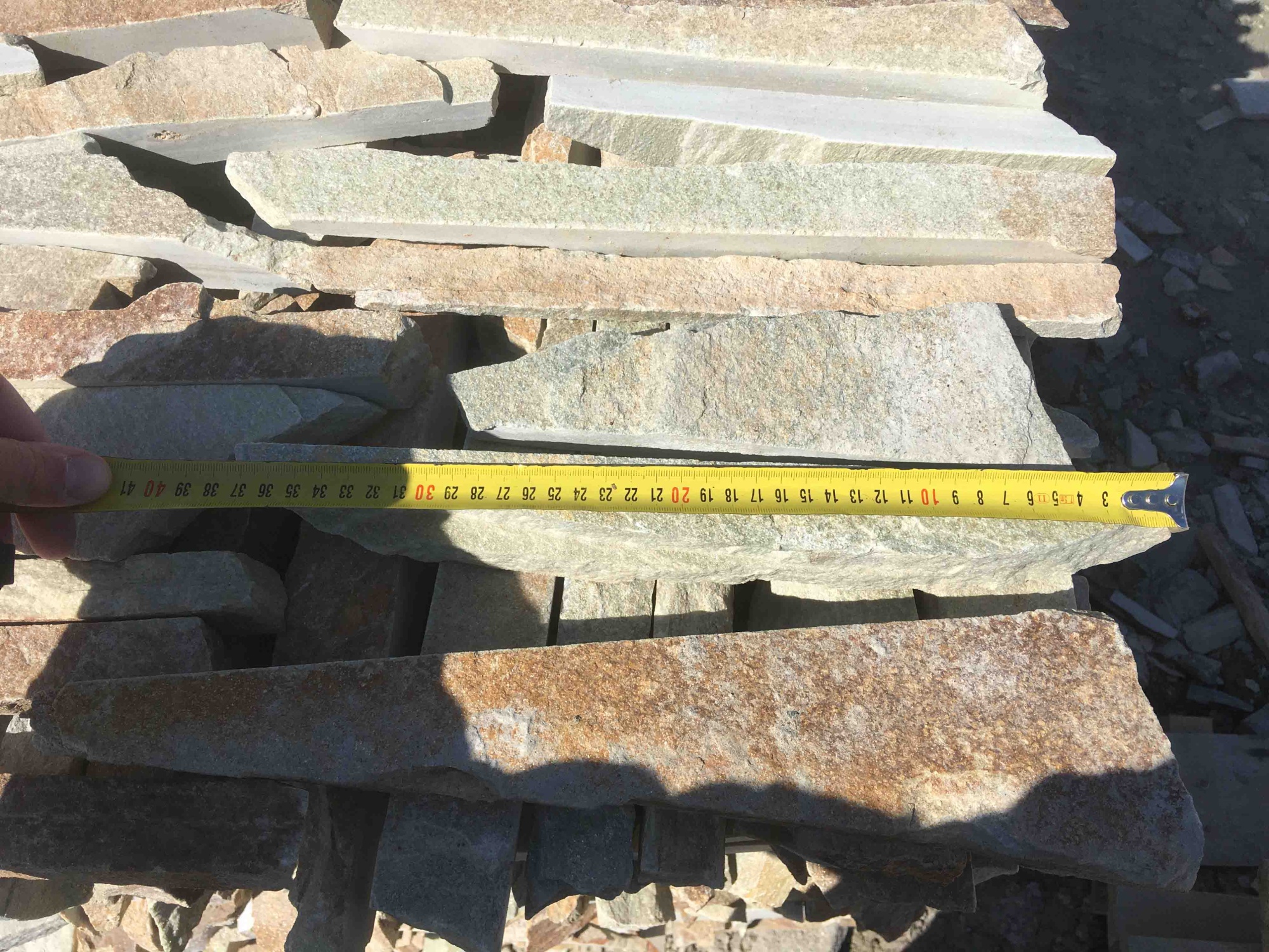 Горбушка златолит золотистый для облицовки купить в Набережных Челнах