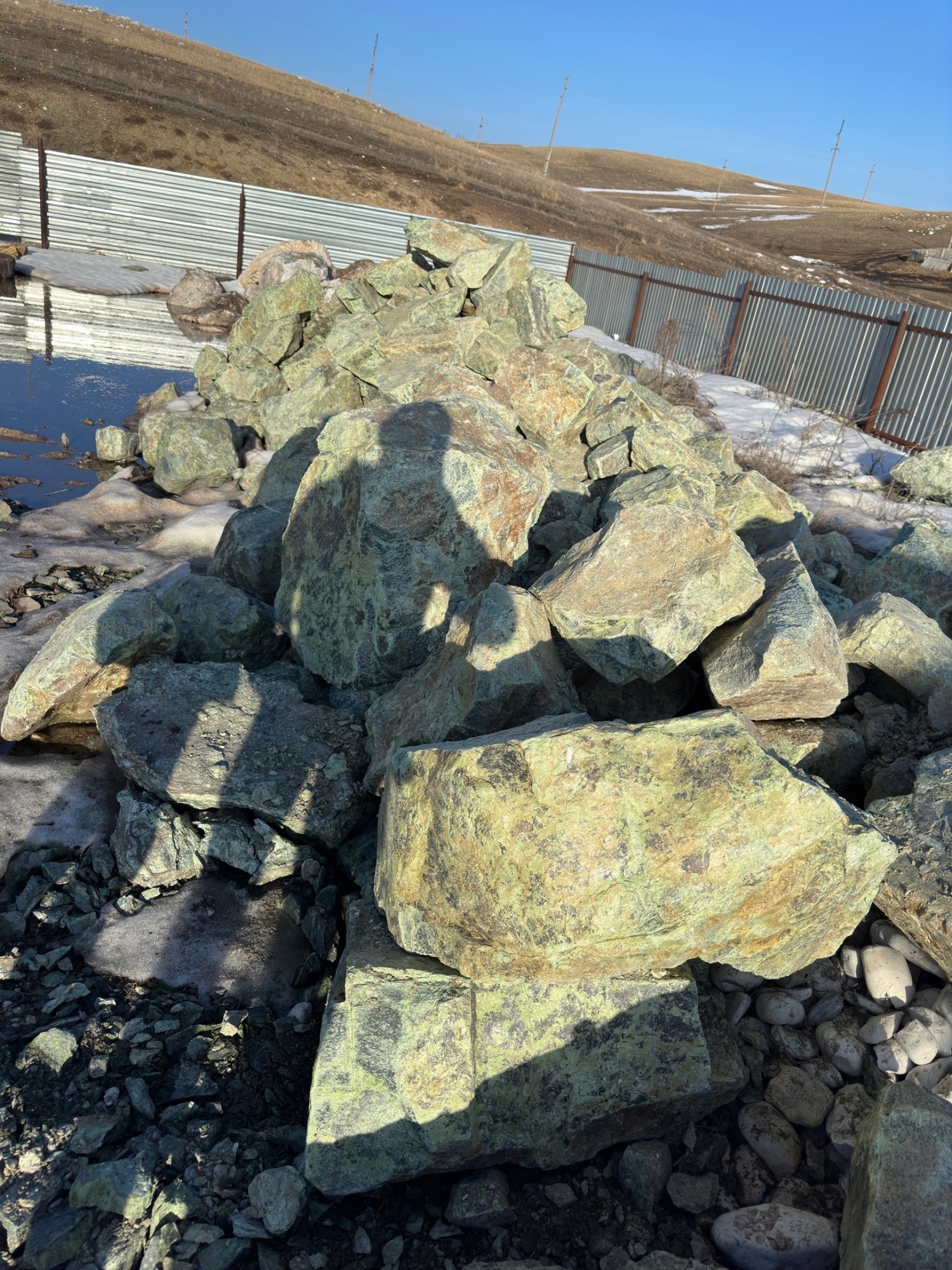 Камни для ландшафтного дизайна зелёные 10-60 килограмм купить в Набережных Челнах