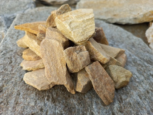 Златолит жёлтый декоративная каменная крошка купить в Набережных Челнах