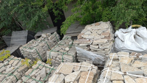 Гранитный плитняк галтованный для парковки купить в Набережных Челнах