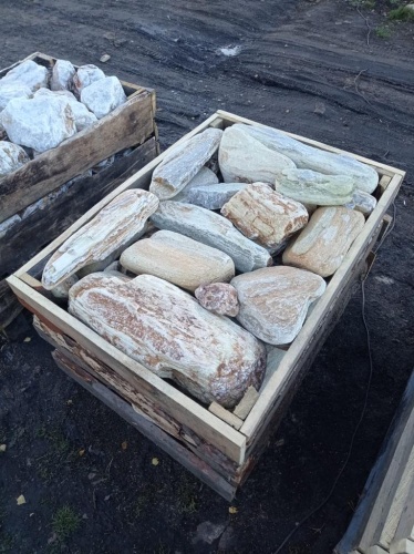 Златолит жёлтый, жёлто-зелёный глыбки и валуны для ланшафтного дизайна купить в Набережных Челнах